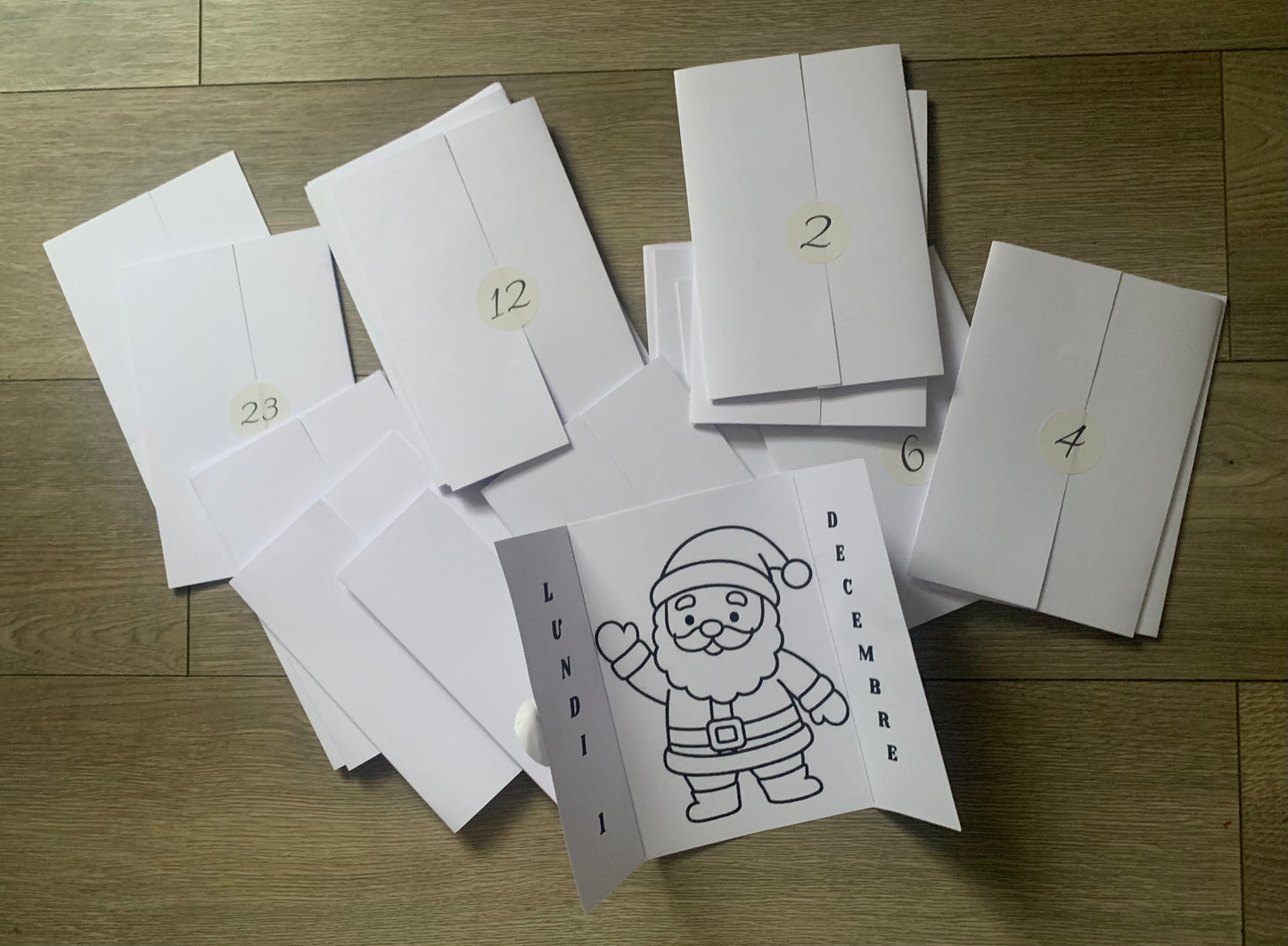 Calendrier de l’avent coloriage maternelle